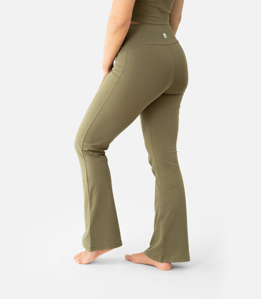 Burnt Olive - Organic Yoga Flared Pants Jayana Back | Lotuscrafts