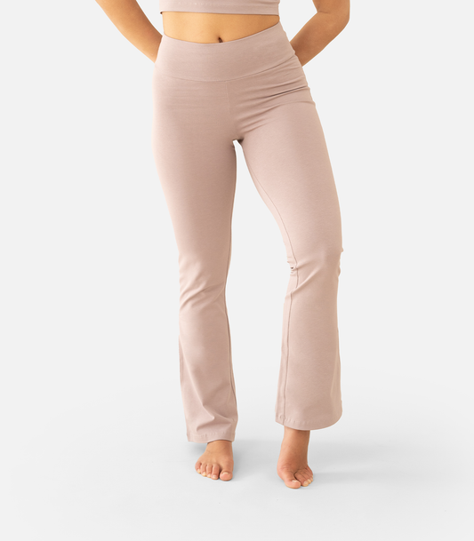 Purple Dove - Organic Yoga Flared Pants Jayana Front | Lotuscrafts